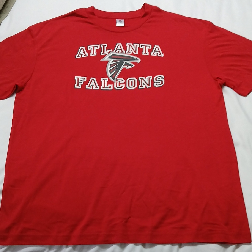 NFL Atlanta Falcons Red Short Sleeve Tee NWOT.